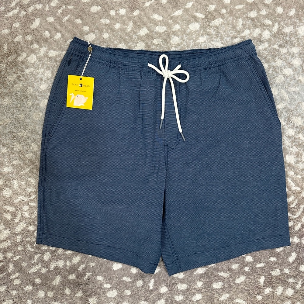 NWT: Men’s Duck Head St. Mark’s Water Shorts (size Medium)